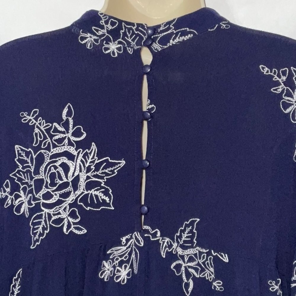 Blushing Heart, Long Blue Shirt, Size M - Picture 2 of 7